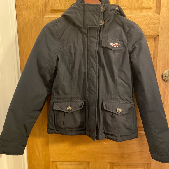 Hollister waist length black coat/jacket. Size Medium - Picture 3 of 9